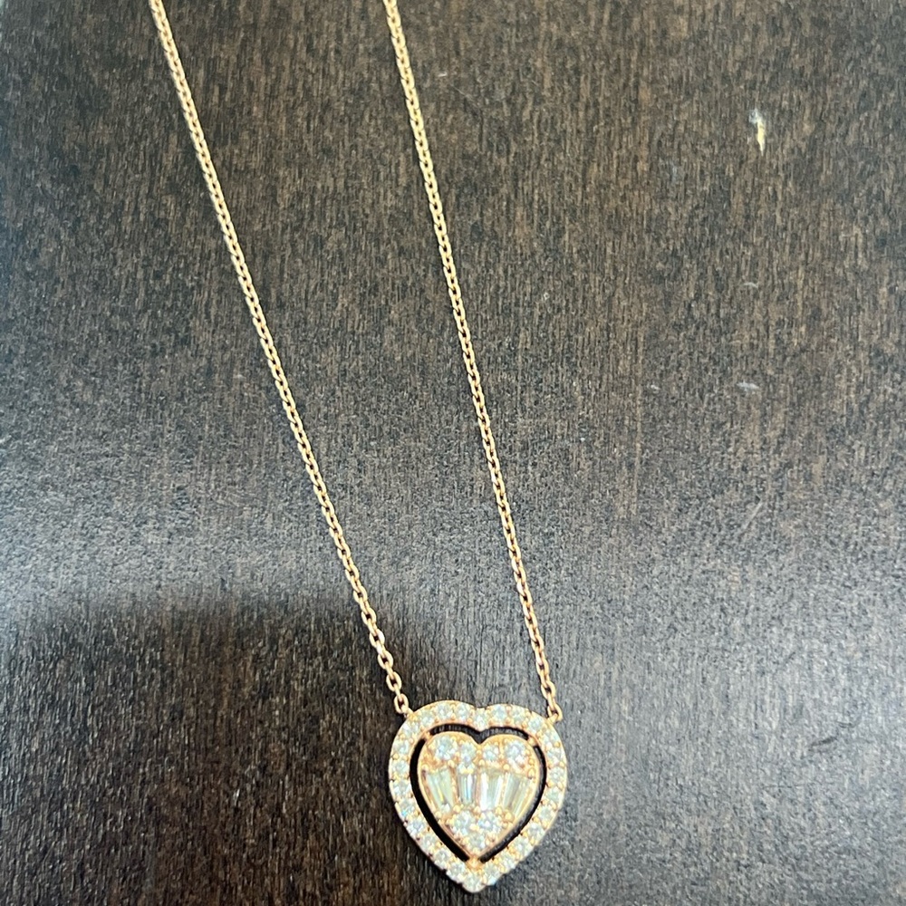 Rose gold diamond heart